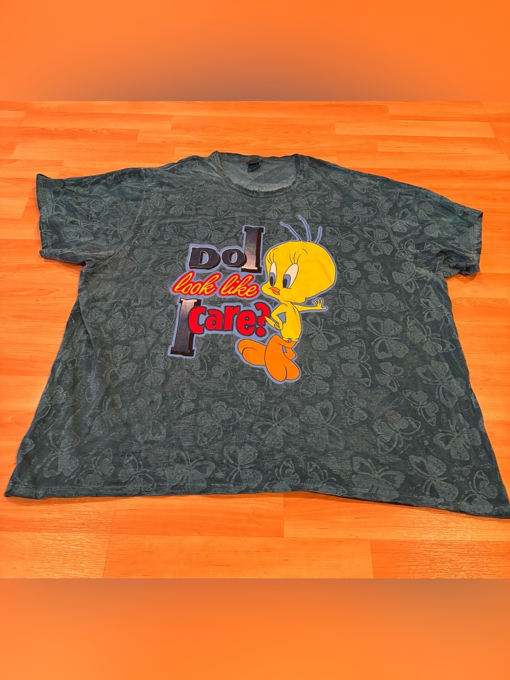 Warner Bros. Looney Tunes Vintage Tweety Bird Dark Green Graphic Tee